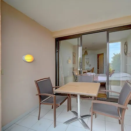 Apartment Immogroom - 2 Renovated - Pool - Terrace - Garden - Parking -